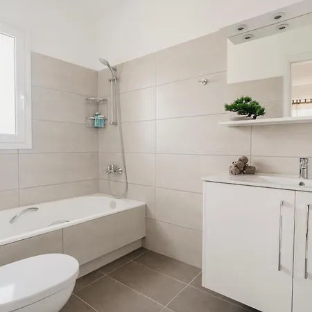 Areti White - 2 Вилла Лоутраки